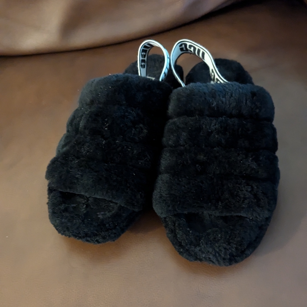 UGG Slippers for women size 9
